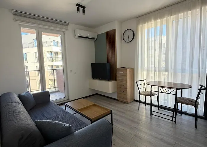 Stay Point One Bedroom Apartment Including Underground Parking Place *